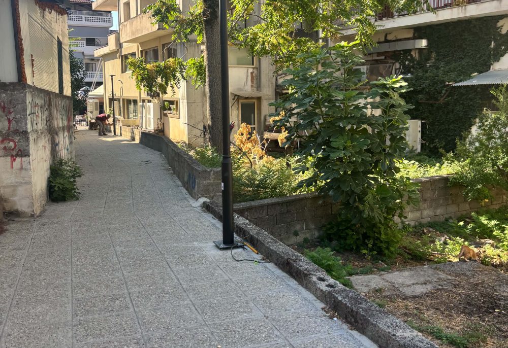 Καλαμπάκα: Νέος φωτισμός σε πρόσφατα κατασκευασμένο πεζόδρομο