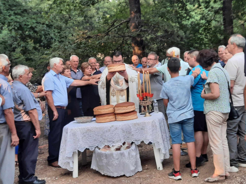 Εορτάζει το εξωκλήσι της Αγίας Παρασκευής στην Κρύα Βρύση του Δήμου Μετεώρων