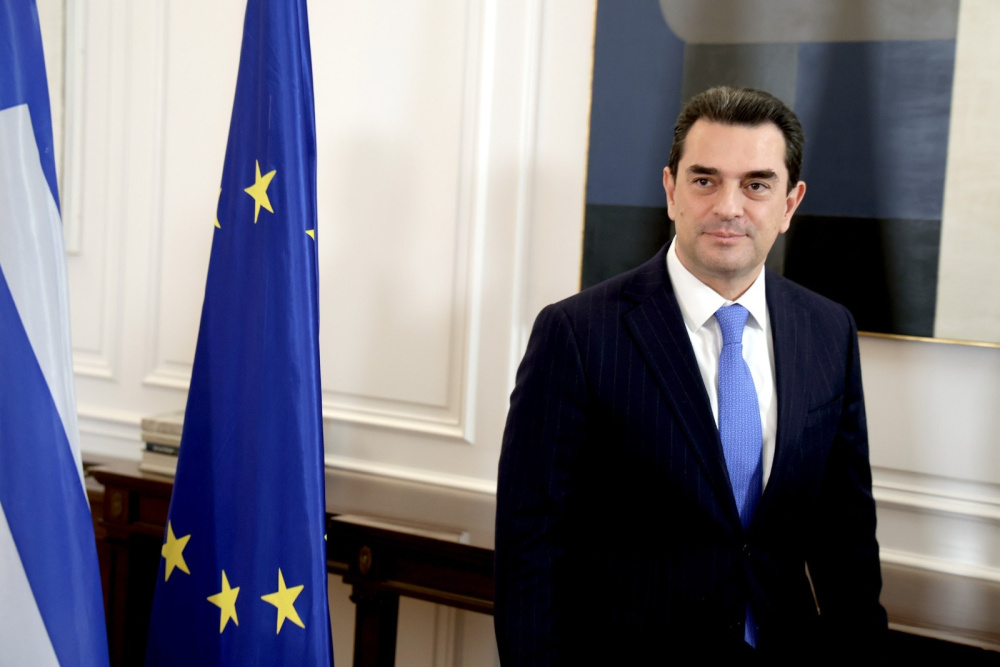 Από την υπογραφή Σκρέκα στα σημερινά εγκαίνια του Ε-65