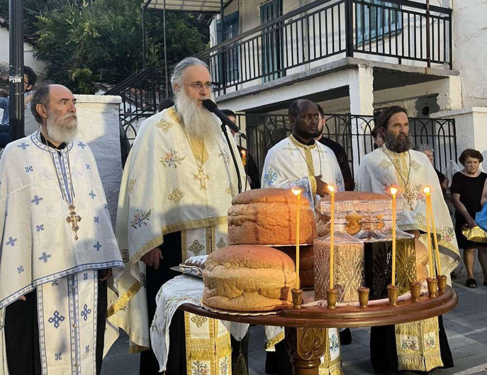Η εορτή του Αγίου Μεγαλομάρτυρος Φανουρίου στον ιστορικό Ναό της Παναγίας Φανερωμένης Τρικάλων