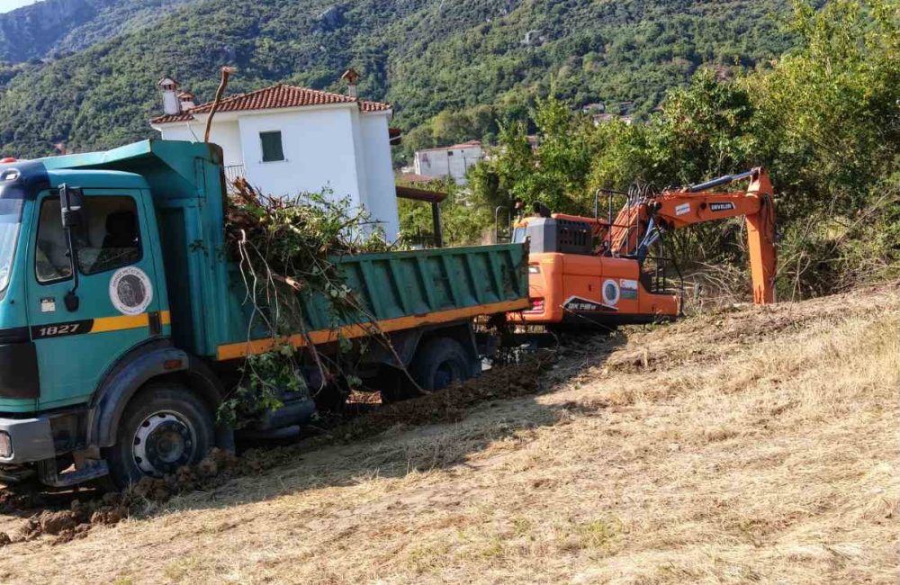 Δήμος Μετεώρων: Καθαρίστηκε ρέμα στη Διάβα που είχε να καθαριστεί για πολλά χρόνια