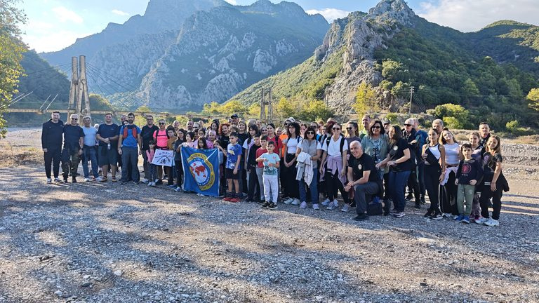 Πεζοπορία στη Βλαχόστρατα Πύλης πραγματοποίησε η Διεθνής Ένωση Αστυνομικών Τρικάλων