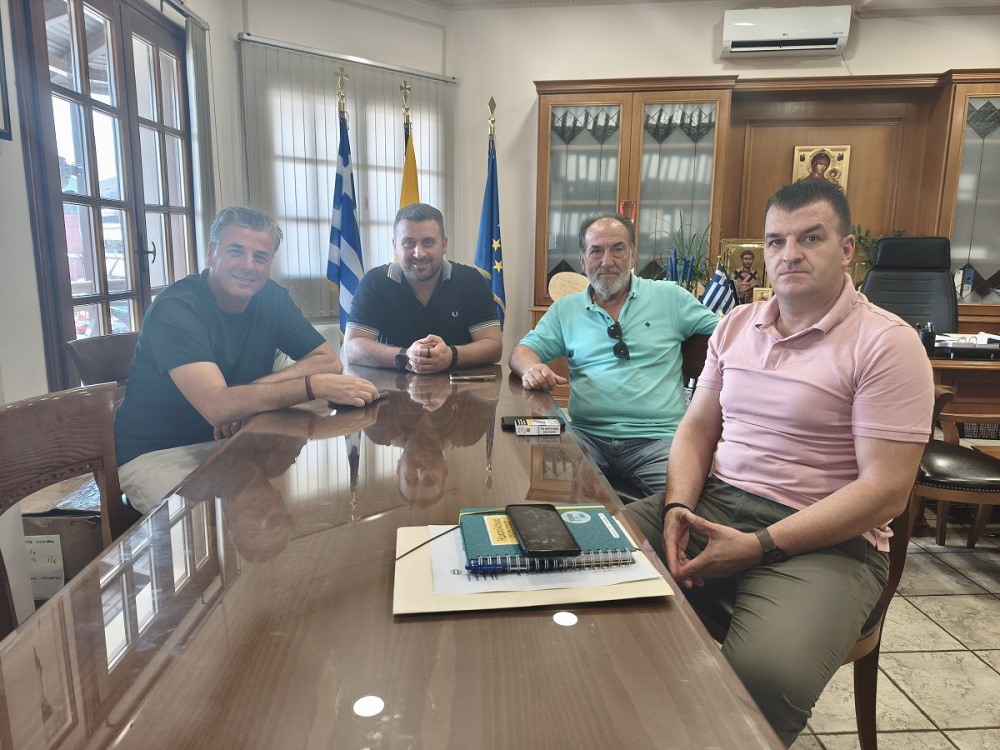 Συνεχίζει τις επαφές με τους Προέδρους των Τ. Κ. ο Λευτέρης Αβραμόπουλος ενόψει του χειμώνα