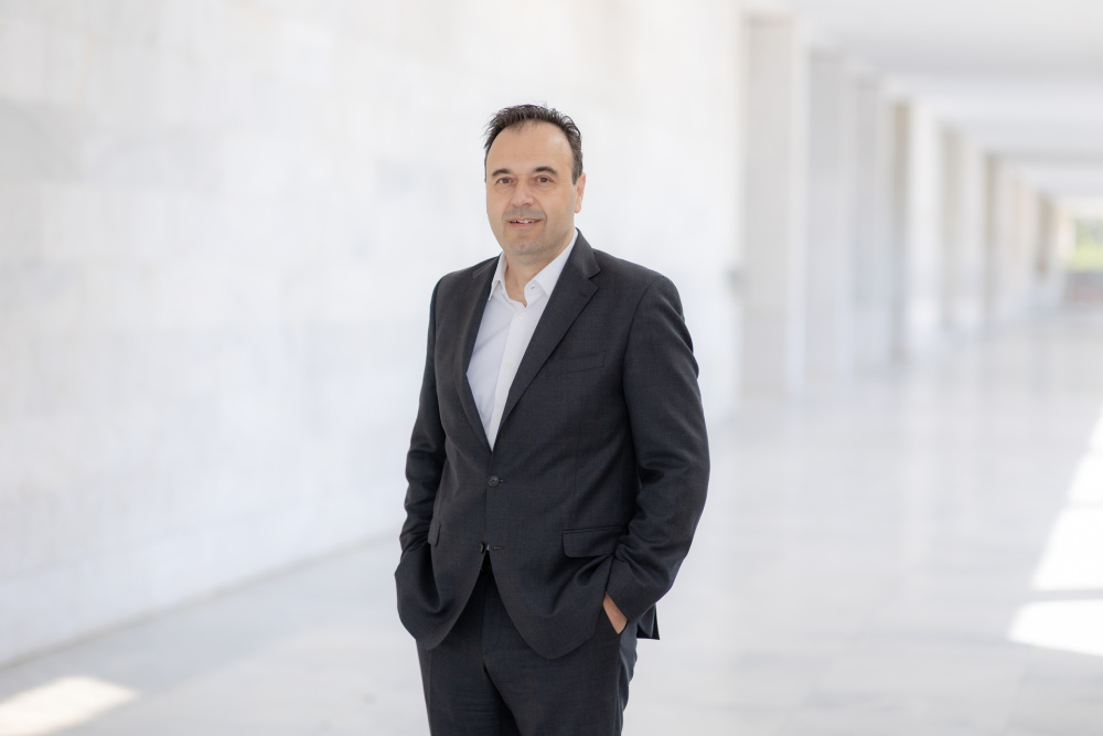 Δ. Παπαστεργίου – Φως σε 958 χιλιόμετρα δρόμων: ένα έργο οδικής ασφάλειας με επίκεντρο την ανθρώπινη ζωή